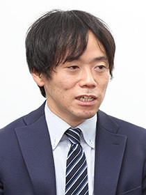 津田 勇気 氏