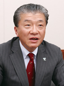 金杉 恭三 氏